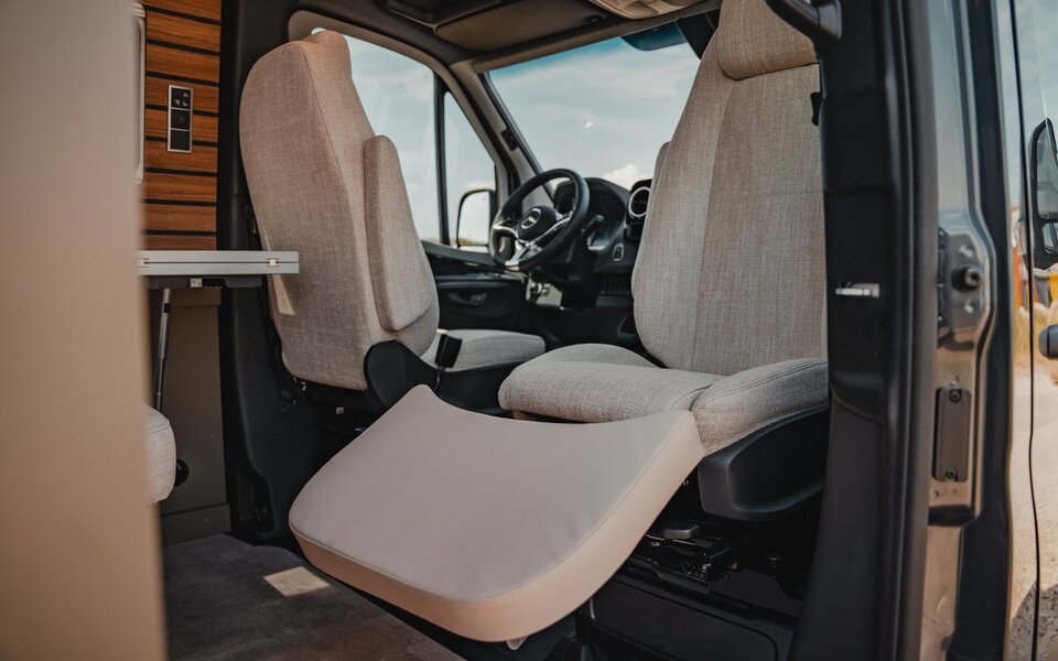 Benstöd Mercedes Benz Sprinter beige